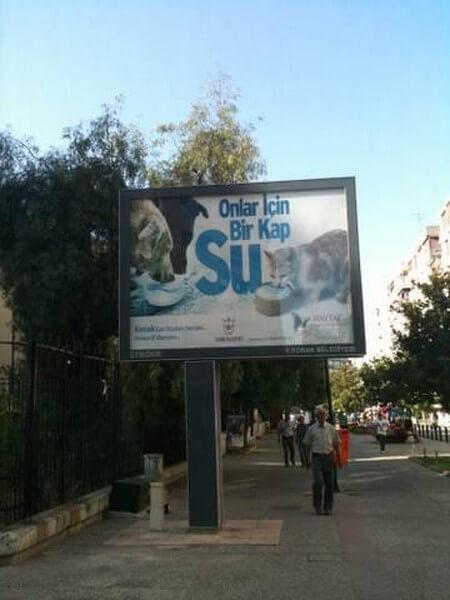 İzmir Konak’da 30 Farklı Yerde ’’Bir Kap Su’’ Kampanyamız Bilboard’larda